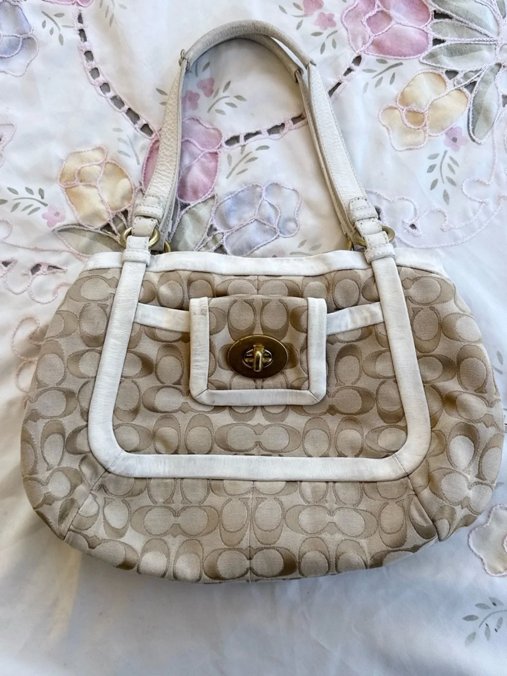 Coach Y2K Signature C Jacquard Turnlock Shoulder Bag Beige White